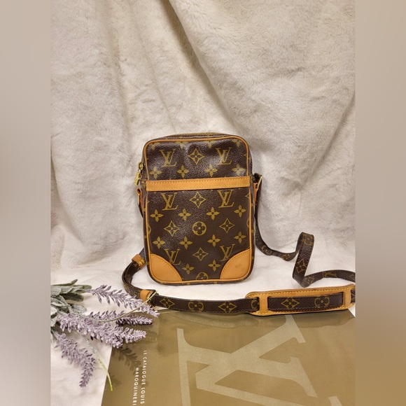 Authentic Louis Vuitton Danube pm crossword shoulder bag - Picture 1 of 16